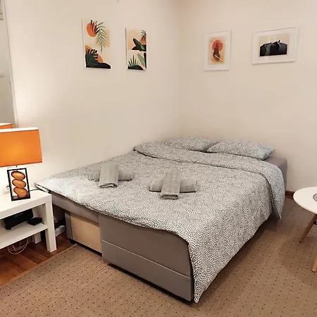 Center Obi-one Apartment