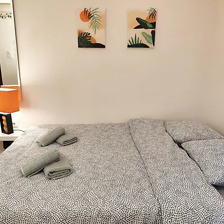 Center Obi-one Apartment *