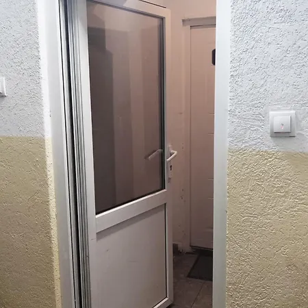 Center Obi-one Apartment Belgrade