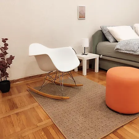 Center Obi-one Apartment